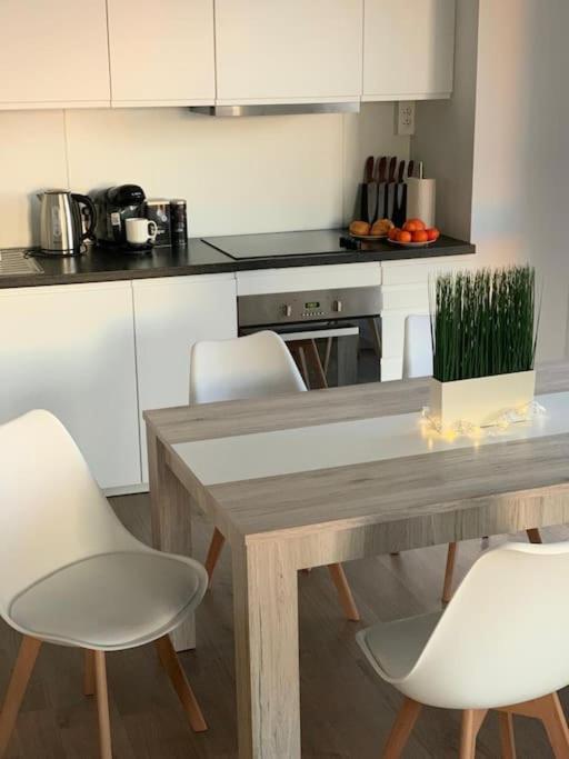 Pourquoi Notre T3 Avec Parking Est Pour Vous ? Apartment Lille Exterior photo